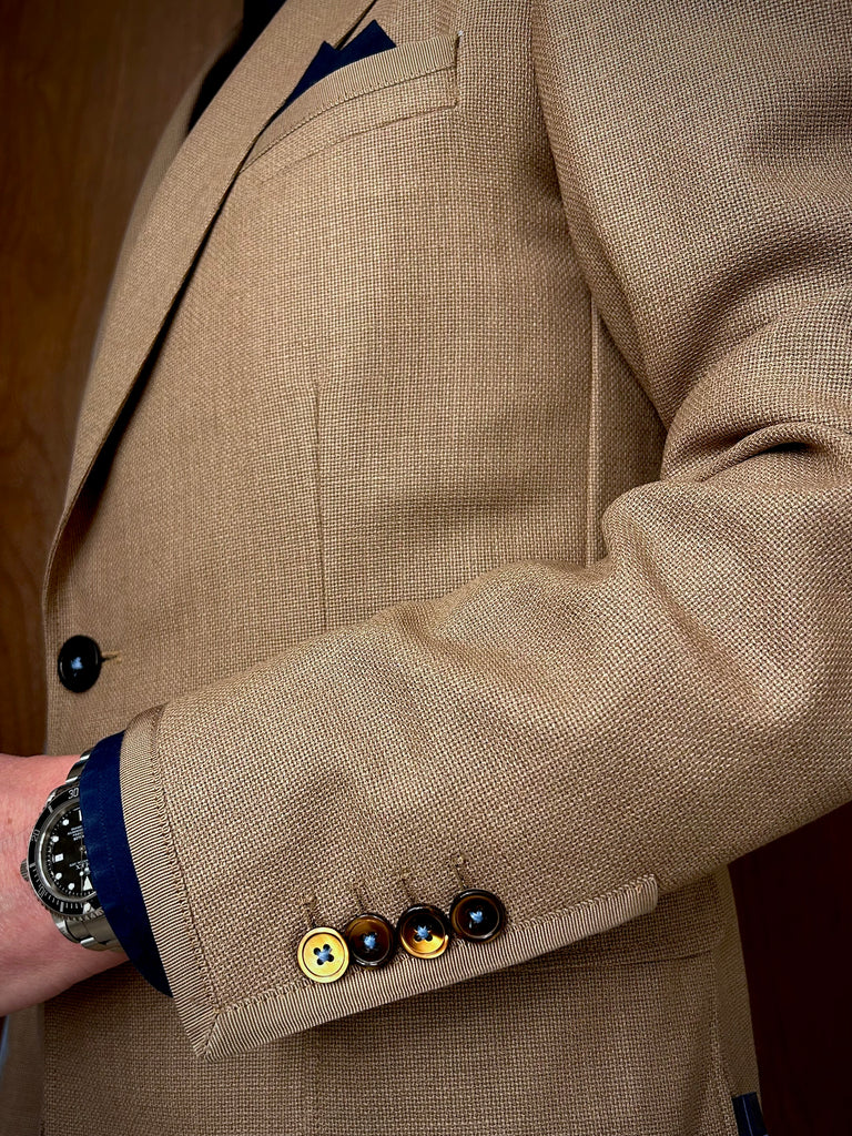 CLASSIC TAN. Ultra-Lightweight Mesh Blazer.