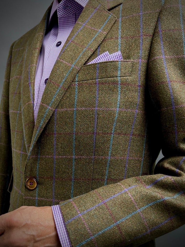 OLIVE WINDOW PANE TWEED. Classic Cut Blazer.