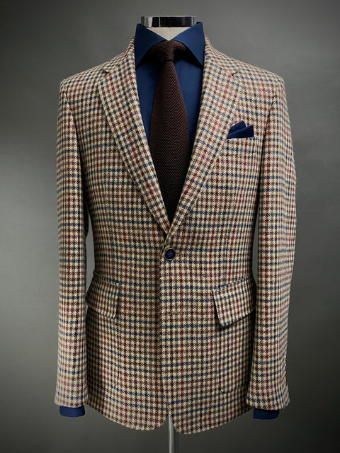 The COIGACH TWEED. Classic Cut Blazer.