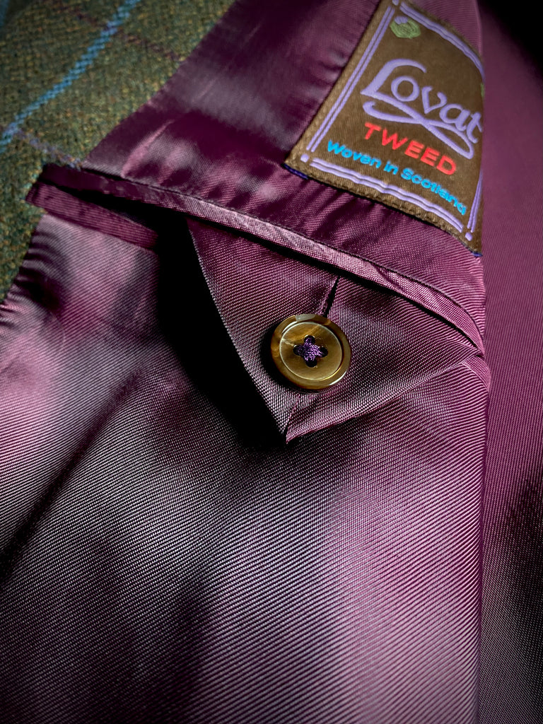 OLIVE WINDOW PANE TWEED. Classic Cut Blazer.