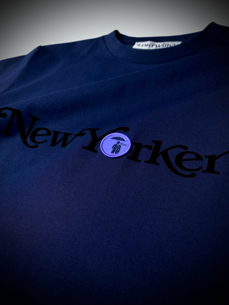 "NEW YORKER" T-Shirt.