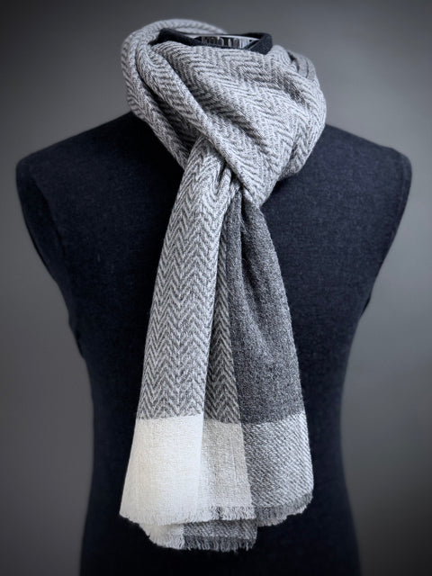 Pure Wool Herringbone Jacquard Scarf - CHARCOAL/CREAM