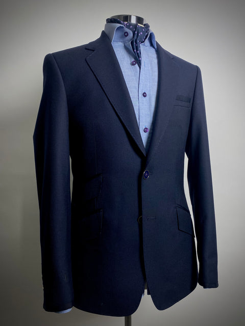 Classic Cut, Midnight Navy, Merino Wool Blazer.